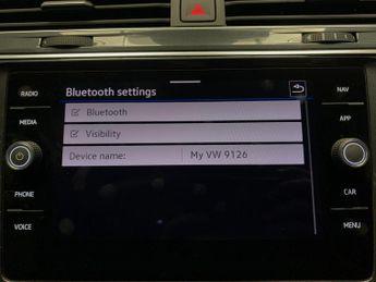 Volkswagen Tiguan 1.4 TSI 13kWh Life Plug-in DSG (245 ps) - NAV - BLUETOOTH - PARK