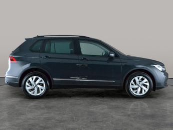 Volkswagen Tiguan 1.4 TSI 13kWh Life Plug-in DSG (245 ps) - NAV - BLUETOOTH - PARK