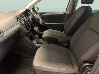 Volkswagen Tiguan 1.4 TSI 13kWh Life Plug-in DSG (245 ps) - NAV - BLUETOOTH - PARK