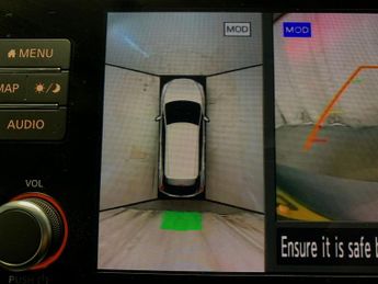 Nissan Leaf 39kWh Tekna (150 ps) - LED - NAV - LANE DEPARTURE