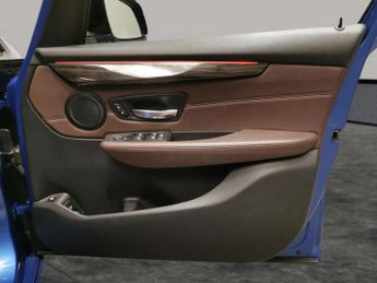 BMW 2 Series Active Tourer 1.5 225xe 7.6kWh M Sport (Premium) Plug-in 4WD (224 ps) - INTERI