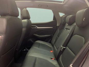 MG MG ZS 72.6kWh Trophy Long Range (156 ps) - NAV - BLIND SPOT ASSIST