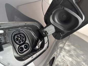 Volkswagen ID.3 Pro 58kWh Life (145 ps) - BLUETOOTH - PARK SENSORS - DAB