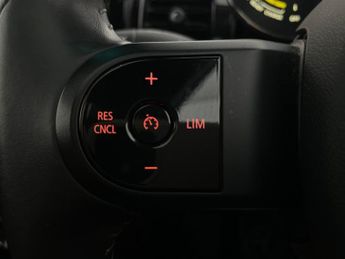 Mini Electric Hatch Cooper SE 32.6kWh Level 3 (184 ps) HEATED LEATHER - CARPLAY - KE