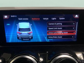 Mercedes-Benz GLA 1.3 GLA250e 15.6kWh Exclusive Edition Plug-in 8G-DCT (218 ps) - 