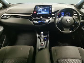 Toyota C-HR 1.8 VVT-h GPF Icon CVT (122 ps) - BLUETOOTH - AIR CON - AUTO HEA