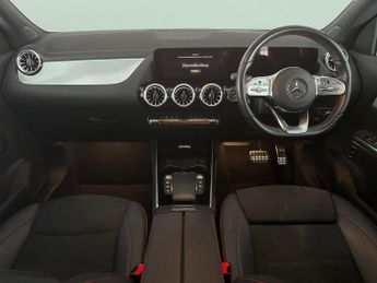Mercedes-Benz EQA EQA 300 66.5kWh AMG Line 4MATIC (228 ps) - ADAPTIVE LIGHTS - HEA