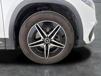Mercedes-Benz EQA EQA 250 66.5kWh AMG Line (190 ps) - COMFORT PACK - PADDLE SHIFT