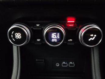 Renault Captur 1.6 E-TECH techno (145 ps) - LANE DEPARTURE  - BLUETOOTH - COMFO