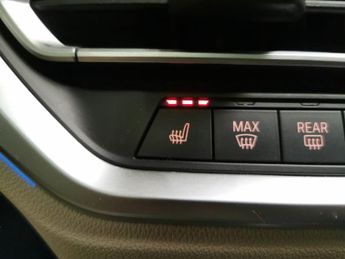 BMW 3 Series 2.0 330e 12kWh M Sport Touring Plug-in xDrive (292 ps) - INTERIO