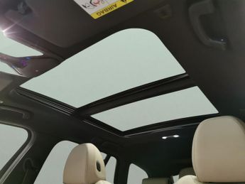 BMW 3 Series 2.0 330e 12kWh M Sport Touring Plug-in xDrive (292 ps) - INTERIO