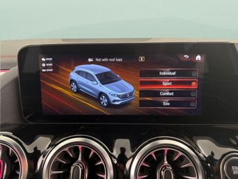 Mercedes-Benz EQA EQA 250 66.5kWh AMG Line (190 ps) - COMFORT PACK - PADDLE SHIFT