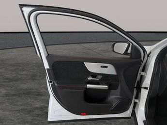 Mercedes-Benz EQA EQA 250 66.5kWh AMG Line (190 ps) - COMFORT PACK - PADDLE SHIFT