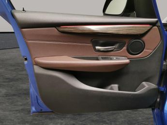 BMW 2 Series Active Tourer 1.5 225xe 7.6kWh M Sport (Premium) Plug-in 4WD (224 ps) - INTERI