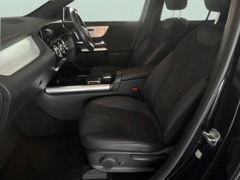 Mercedes-Benz EQA EQA 300 66.5kWh AMG Line 4MATIC (228 ps) - ADAPTIVE LIGHTS - HEA
