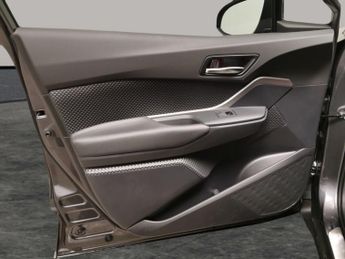 Toyota C-HR 1.8 VVT-h GPF Icon CVT (122 ps) - BLUETOOTH - AIR CON - AUTO HEA