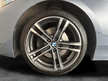 BMW 1 Series 1.5 118i M Sport (LCP) DCT (136 ps) - PERFORMANCE CONTROL - LANE