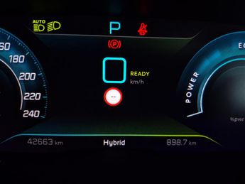 Peugeot 3008 1.6 13.2kWh GT Plug-in e-EAT (225 ps) - REVERSE CAM - NAV