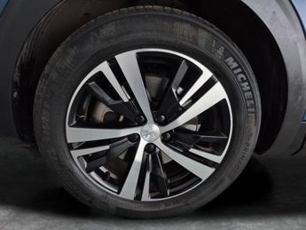 Peugeot 3008 1.6 13.2kWh GT Plug-in e-EAT (225 ps) - REVERSE CAM - NAV