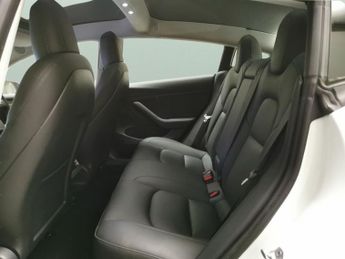 Tesla Model 3 Standard Range Plus RWD (241 bhp) - PARK ASSIST - LED - REVERSE 