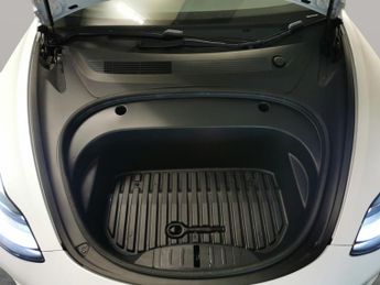 Tesla Model 3 Standard Range Plus RWD (241 bhp) - PARK ASSIST - LED - REVERSE 