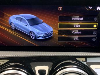 Mercedes-Benz CLA 1.3 CLA180 AMG Line (Premium Plus 2) Coupe 7G-DCT (136 ps) - DRI