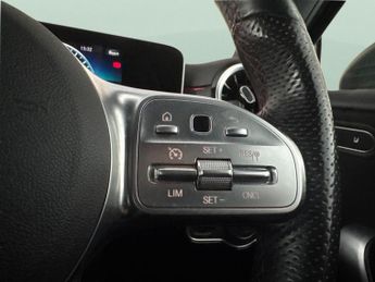 Mercedes-Benz A Class 2.0 A200d AMG Line (Executive) 8G-DCT (150 ps) - ACTIVE LANE ASS