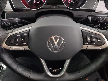 Volkswagen Passat 2.0 TDI EVO R-Line DSG (150 ps) - LED - HEATED LEATHER - COMFORT