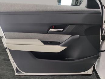 Mazda MX-30 35.5kWh SE-L Lux (145 ps) - REVERSE CAM - NAV - BLIND SPOT ASSIS