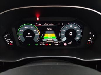 Audi Q3 1.4 TFSIe 45 S line Sportback Plug-in S Tronic 13kWh (245 ps) - 