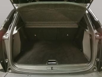 Peugeot E-2008 50kWh GT (7kW Charger) (136 ps) - BLIND SPOT ASSIST - LANE DEPAR
