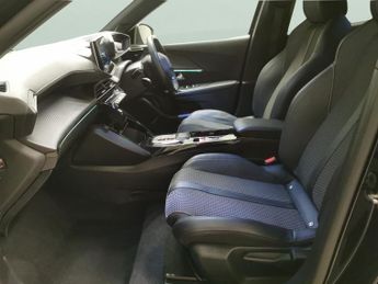 Peugeot E-2008 50kWh GT (7kW Charger) (136 ps) - BLIND SPOT ASSIST - LANE DEPAR