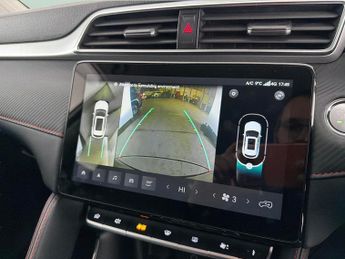 MG MG ZS 72.6kWh Trophy Connect Long Range (156 ps) - ACTIVE LANE ASSIST