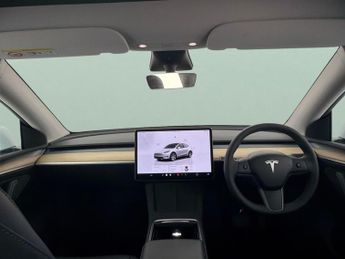 Tesla Model Y SUV RWD (346 ps) - HEATED STEERING - WIFI - BLIND SPOT ASSIST