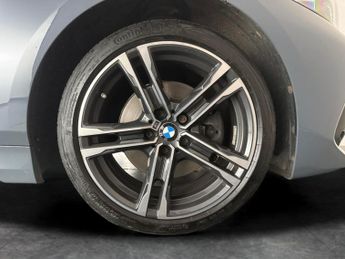 BMW 1 Series 1.5 118i M Sport (LCP) DCT (136 ps) - PERFORMANCE CONTROL - LANE