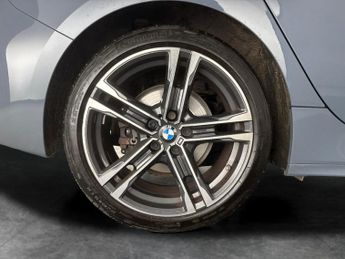 BMW 1 Series 1.5 118i M Sport (LCP) DCT (136 ps) - PERFORMANCE CONTROL - LANE