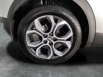 Renault Captur 1.6 E-TECH techno (145 ps) - LANE DEPARTURE  - BLUETOOTH - COMFO