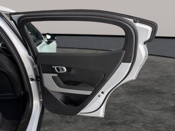 Polestar Polestar 2 Single Motor 69kWh Standard Range Fastback FWD (231 ps) - HEATED