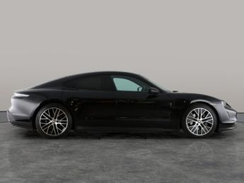 Porsche Taycan Performance Plus 93.4kWh RWD (11kW Charger) (476 ps) - PAN ROOF 