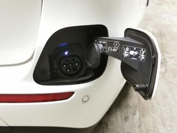 Mercedes-Benz E Class 2.0 E300de 13.5kWh AMG Line Plug-in G-Tronic+ (306 ps) - NAV - C