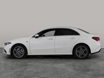 Mercedes-Benz A Class 1.3 A250e 15.6kWh AMG Line (Premium Plus 2) Plug-in 8G-DCT (218 