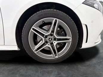 Mercedes-Benz A Class 1.3 A250e 15.6kWh AMG Line (Premium Plus 2) Plug-in 8G-DCT (218 