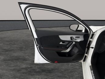 Mercedes-Benz A Class 1.3 A250e 15.6kWh AMG Line (Premium Plus 2) Plug-in 8G-DCT (218 