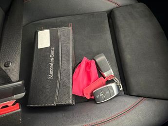 Mercedes-Benz A Class 1.3 A250e 15.6kWh AMG Line (Premium Plus 2) Plug-in 8G-DCT (218 