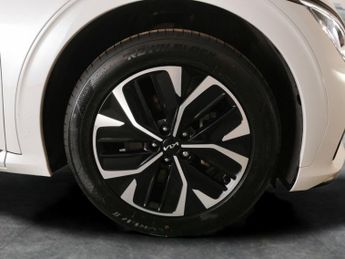 Kia Ev6 77.4kWh GT-Line (225 bhp) - REVERSE CAM - NAV - HEATED SEATS