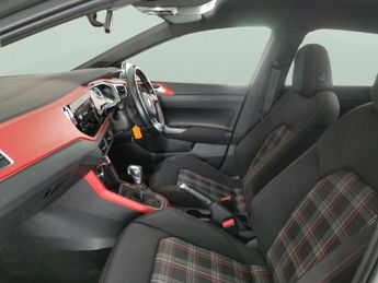 Volkswagen Polo 2.0 TSI GTI DSG (207 ps) - PARK SENSORS - DRIVING MODES - 17IN A