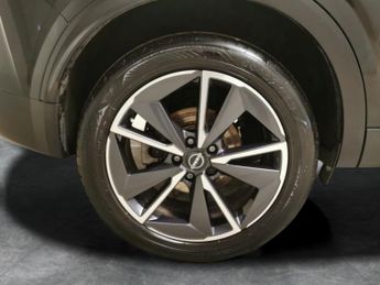 Nissan Qashqai 1.5 h e-POWER Tekna (190 ps) - 360 CAM - PARK ASSIST - LED