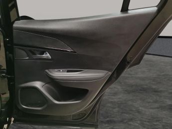 Peugeot E-2008 50kWh GT (7kW Charger) (136 ps) - BLIND SPOT ASSIST - LANE DEPAR