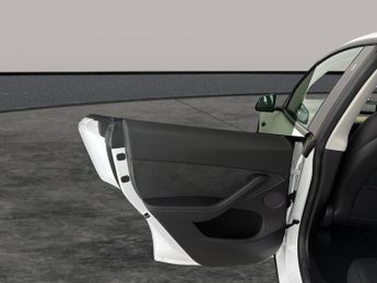 Tesla Model Y SUV RWD (346 ps) - HEATED STEERING - WIFI - BLIND SPOT ASSIST