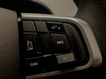Land Rover Discovery Sport 2.0 TD4 SE Tech 4WD (180 ps) - BLUETOOTH - CRUISE - CLIMATE CONT